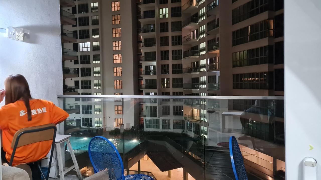 Hostel At Regalia Sky Pool Kuala Lumpur Kültér fotó