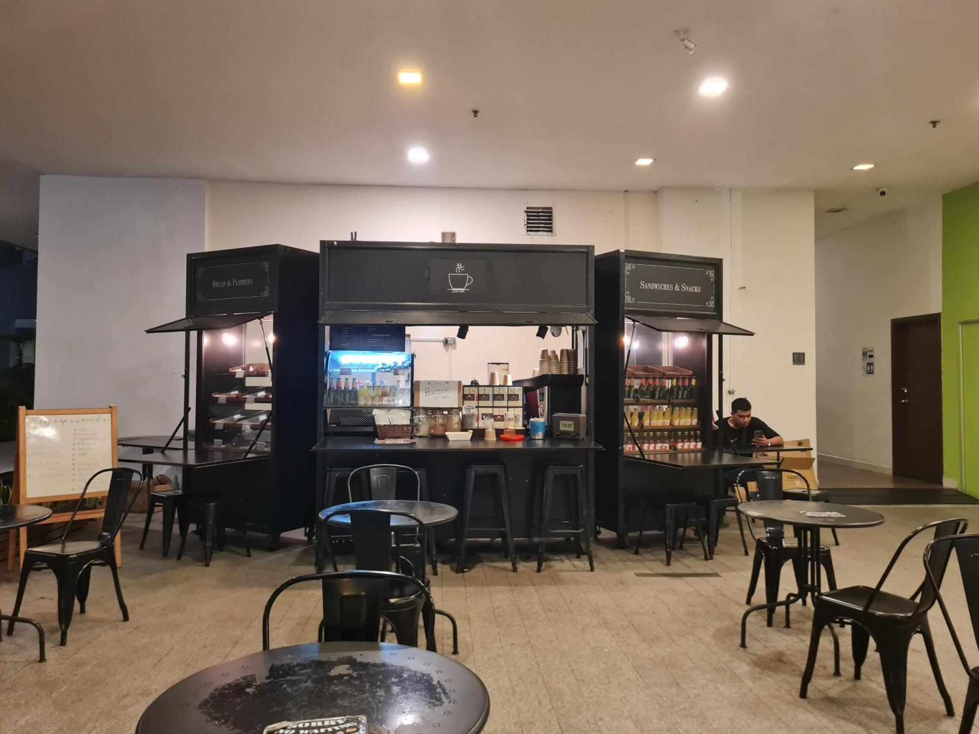 Hostel At Regalia Sky Pool Kuala Lumpur Kültér fotó